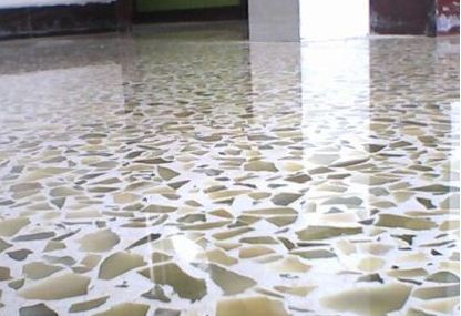 　防靜電水磨石地坪高亮處理后有哪些特點  　